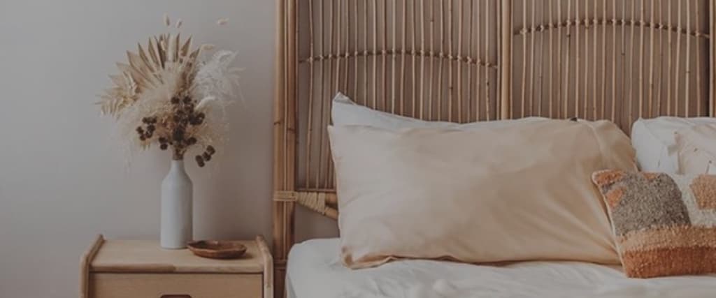 What is so good about the silk used in the Ecosa Silk Pillowcase 1
